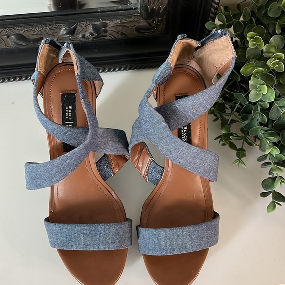 White House black market denim, wedge heel size 7 - Picture 3 of 9